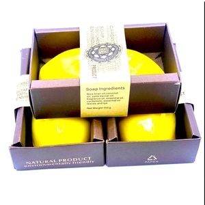 Whitening Lemon 🍋 Soap